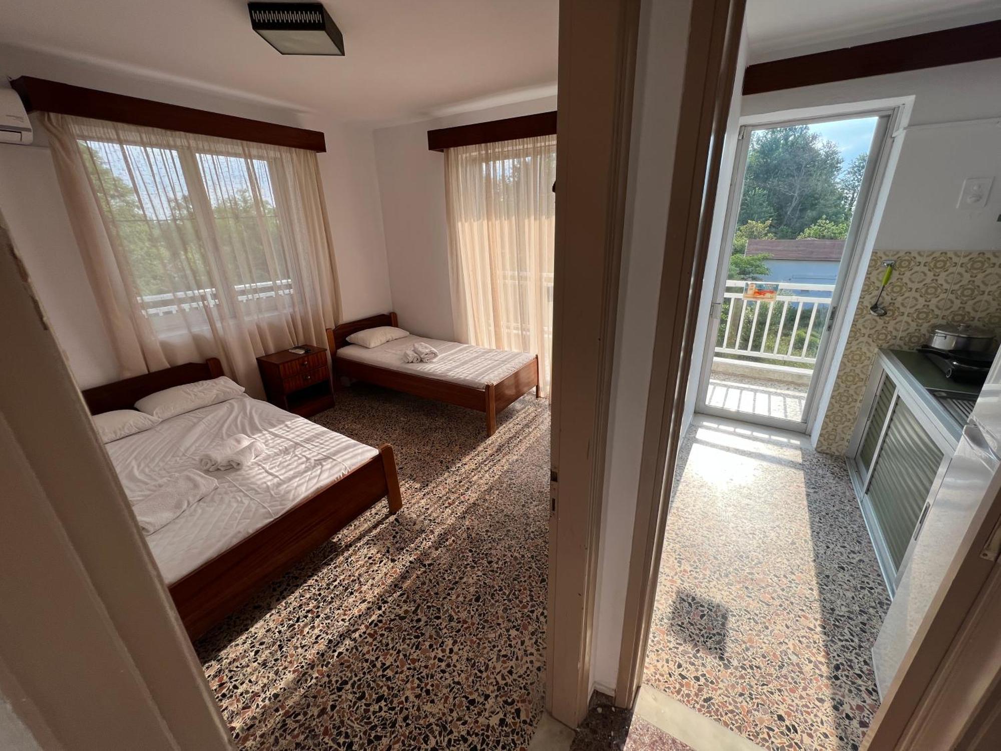 Prado Apartment Hotel Limin Litochorou Room photo