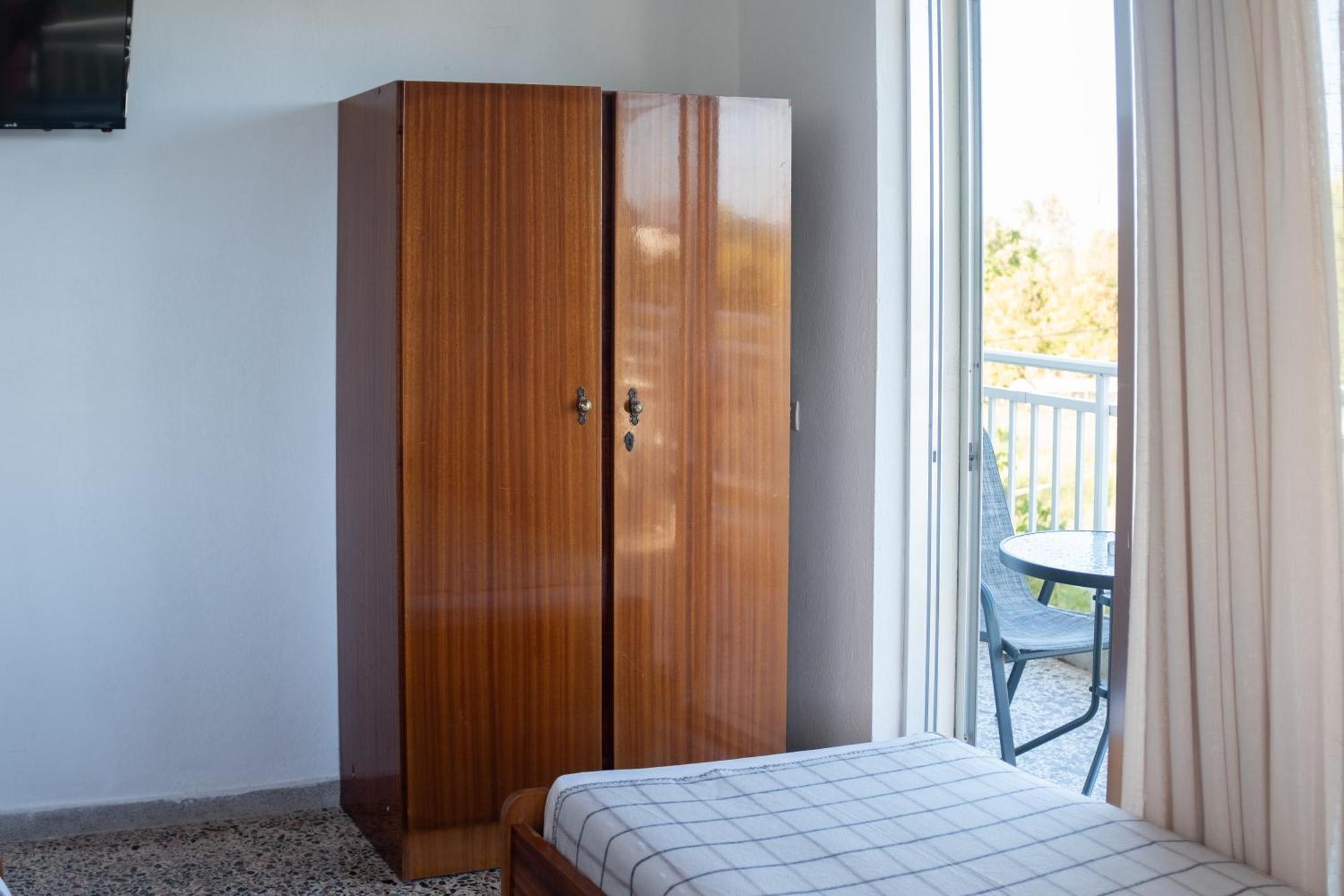 Prado Apartment Hotel Limin Litochorou Exterior photo